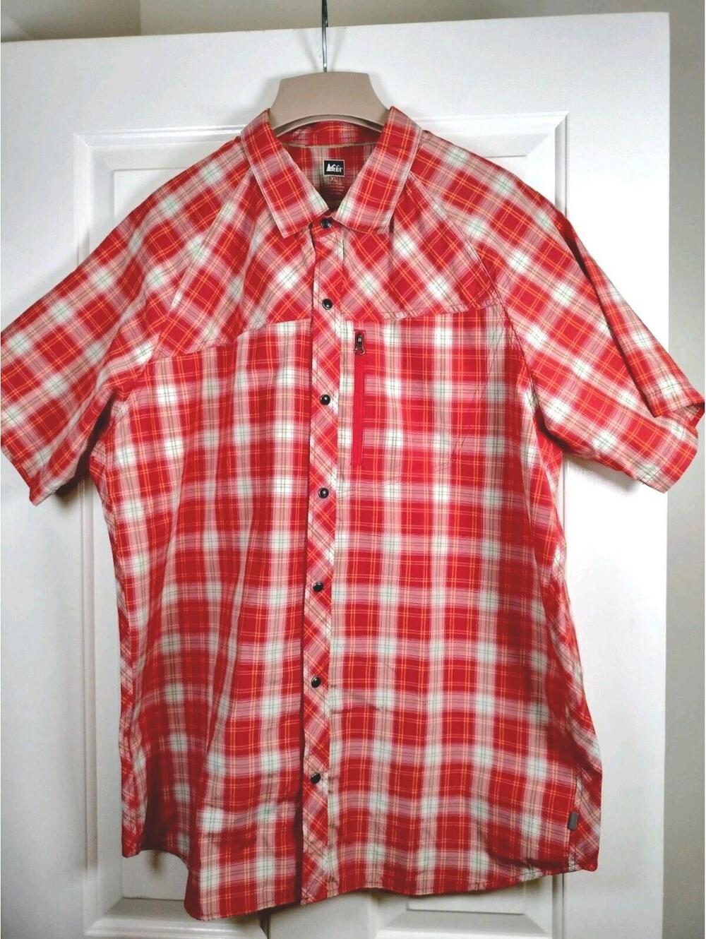 REI Co-op Men’s XL Plaid‎ Short Sleeve Shirt Red Hiking Fishing Performance